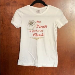 German Oktoberfest T-shirt - Dirndl in wash